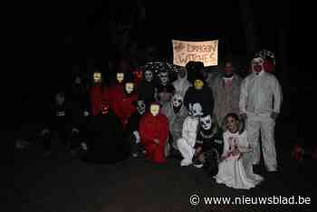 4.300 wandelaars griezelen tijdens 25ste Heksentocht