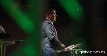 Moe takes aim at prime minister over emission cap