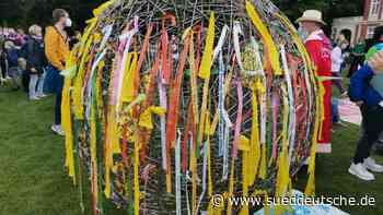 Klimabänder - Gautinger Protest in Glasgow - Starnberg - SZ.de - Süddeutsche Zeitung