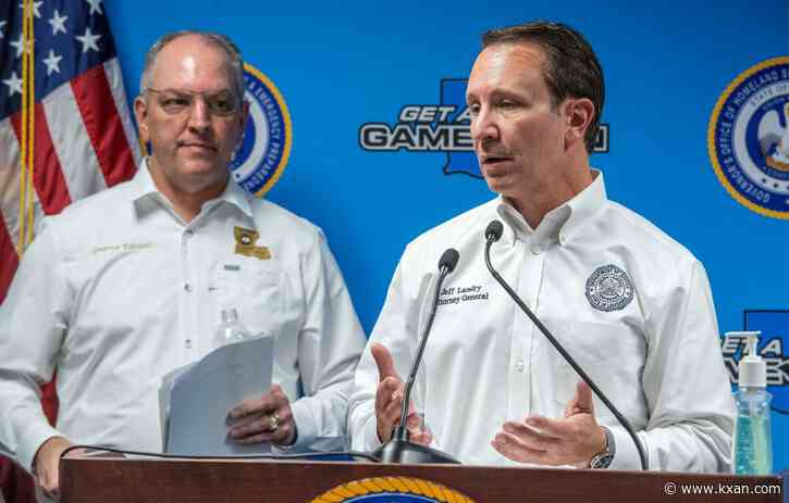 Appeals court stays vaccine mandate on larger businesses