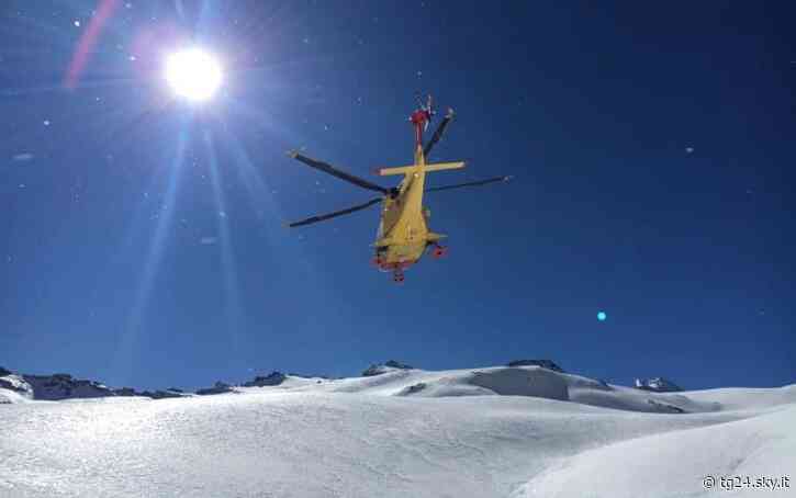 Lecco, incidente sulla Grignetta: 25enne precipita e muore in ospedale - Sky Tg24