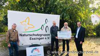 Naturschutzgruppe Essingen erhält 1000 Euro Spende von der VR-Bank Ostalb - Schwäbische Post