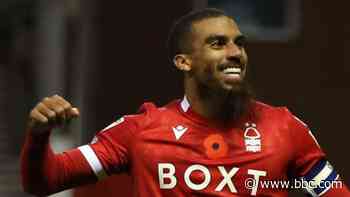 Nottingham Forest 3-0 Preston North End: Grabban scores twice as Reds continue run - BBC News