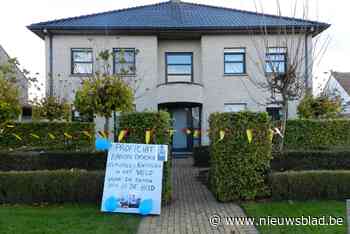 Buren versieren ouderlijke woning Aaron Dockx