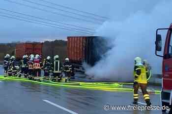 Lkw brennt auf der Autobahn - Freie Presse