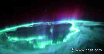 Space station astronaut captures unbelievable view of fiery Earth auroras     - CNET