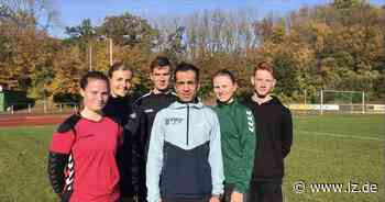 Elias Sansar trainiert mit Schülern in Blomberg - Lippische Landes-Zeitung