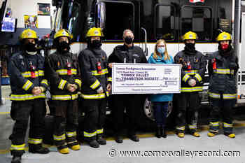 Comox firefighters donate to warming centre – Comox Valley Record - Comox Valley Record