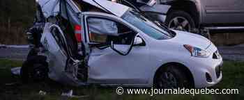[PHOTOS] Brossard: deux blessés graves dans une collision entre cinq véhicules sur l’A-30