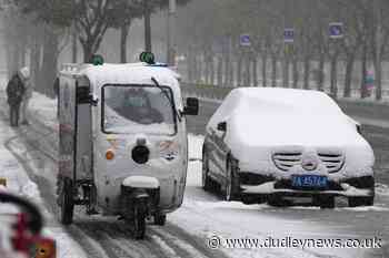 Early-season snow blankets Beijing and northern China - Dudley News