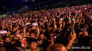 Survivors recount chaotic Travis Scott concert as investigators probe 8 deaths in Houston
