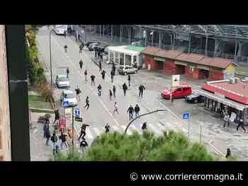 Calcio D, violenti scontri tra tifosi prima di Ravenna-Prato VIDEO - Corriere Romagna