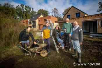 Duurzaam paradijs aan voet van terril Beringen: deze 10 gezinnen delen (bijna) alles - Het Belang van Limburg