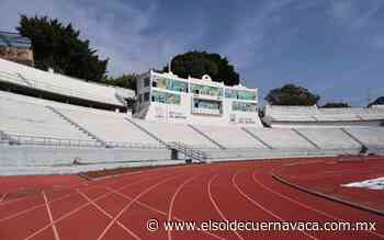 Unidad Deportiva Centenario recibe mantenimiento - El Sol de Cuernavaca
