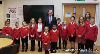 Westhoughton's Eatock Primary School council meets Chris Green MP - The Bolton News