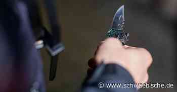 Polizei fahndet nach Messerattacke auf 37-Jährigen nach Täter - Schwäbische