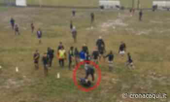 Riva di Chieri, calci e pugni durante partita di calcio tra 12enni: un dirigente in ospedale - Cronaca Qui