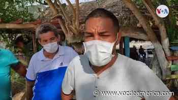 Unos 200 venezolanos atrapados en Necoclí solicitan corredor humanitario - Voz de América