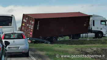 Baganzola, bus bloccati e traffico nel caos - Gazzetta di Parma
