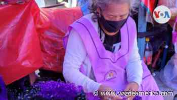 “Todos Santos”: Día en que los bolivianos reciben a sus difuntos rodeados de simbolismos y tradición - Voz de América