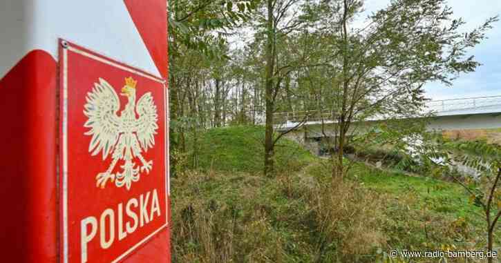 Große Migranten-Gruppe in Polen von Belarus unterwegs