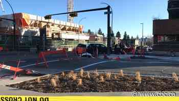 1 dead, 2 suffer life-threatening injuries in southwest Calgary collision