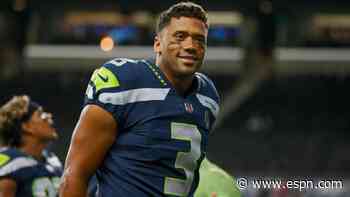 Seahawks' Wilson OK'd to play after finger injury