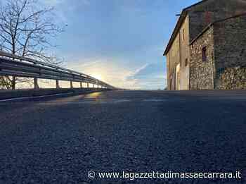 Due corsie con camminamento pedonale: completata una grande opera a Podenzana - La Gazzetta di Massa e Carrara