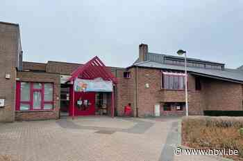 Kinrooise gemeenteraad in basisschool 3K (Kinrooi) - Het Belang van Limburg Mobile - Het Belang van Limburg