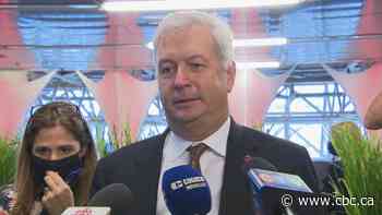 Ottawa ramps up pressure on Air Canada CEO to learn French