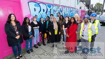 Artwork adorns Woodward Road development site in Becontree - Barking and Dagenham Post