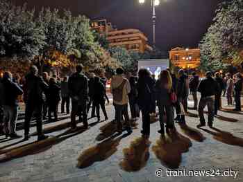 Manifestazione “No Green Pass” a Trani in piazza della Repubblica - Trani news24city