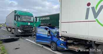 Opnieuw zware botsing aan wegenwerken E403 in Lichtervelde: 2 gewonden - Het Laatste Nieuws