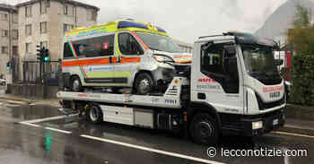 Lecco. Incidente a Belledo: coinvolta un'ambulanza - Lecco Notizie