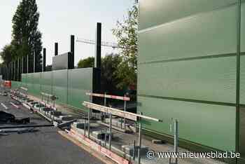 Langverwachte geluidsschermen langs R6 moeten er midden volgend jaar zijn