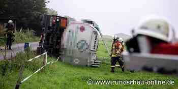 Mit 18.000 Liter Diesel beladen: Tanklaster kippt bei Mechernich-Berg auf Wiese - Kölnische Rundschau
