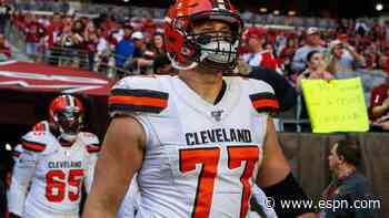 Browns sign Teller to 4-year, $56.8M extension
