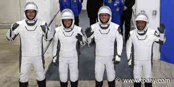 Returning SpaceX crew stuck wearing diapers because the toilet is broken 