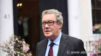 We fact checked Alexander Downer on private jet emissions for Glasgow. Here's what we found