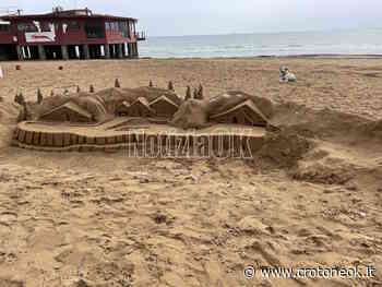 L'artista cecoslovacco torna sulla spiaggia di Crotone - CrotoneOK.it