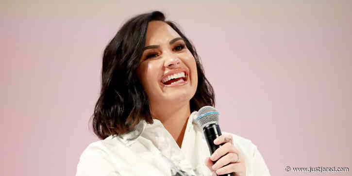 Demi Lovato Announces Sex Toy, the 'Demi Wand'