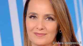 Roberta Capua, in tv la vediamo così ma com’era tanti anni fa? La foto lascia tutti a bocca aperta - SoloGossip.it