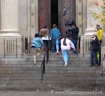 Drama finale bring Bolton town centre street to a standstill - The Bolton News