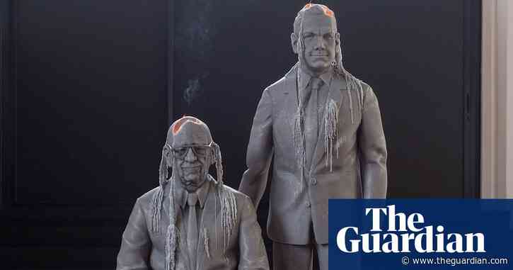 Melbourne art critic reviews melting Murdochs without noticing Rupert or Lachlan