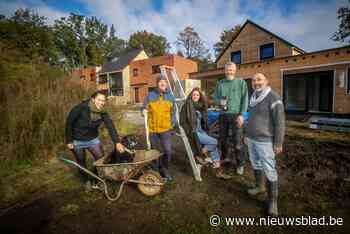 Duurzaam paradijs aan voet van terril Beringen: deze 10 gezinnen delen (bijna) alles - Het Nieuwsblad