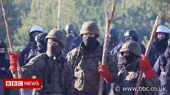 Belarus migrants: Poland PM blames Russia's Putin for migrant crisis