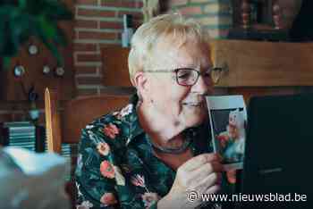 Vera (79) chat met anderstaligen die Nederlands willen leren: “Het houdt me actief en jong”