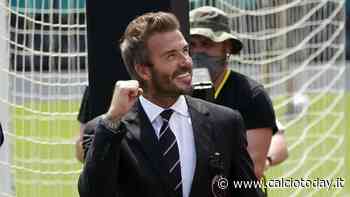 Beckham, ma come hai fatto? L'albero di Natale è un'opera d'arte - VIDEO - CalcioToday.it