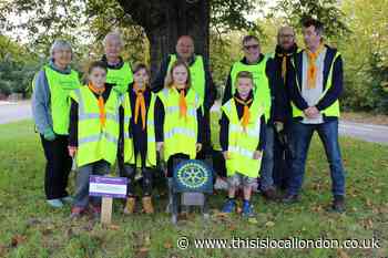 Leytonstone and Woodford club shows support for World Polio Day