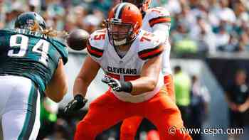 Browns agree to 3-year extension with LG Bitonio